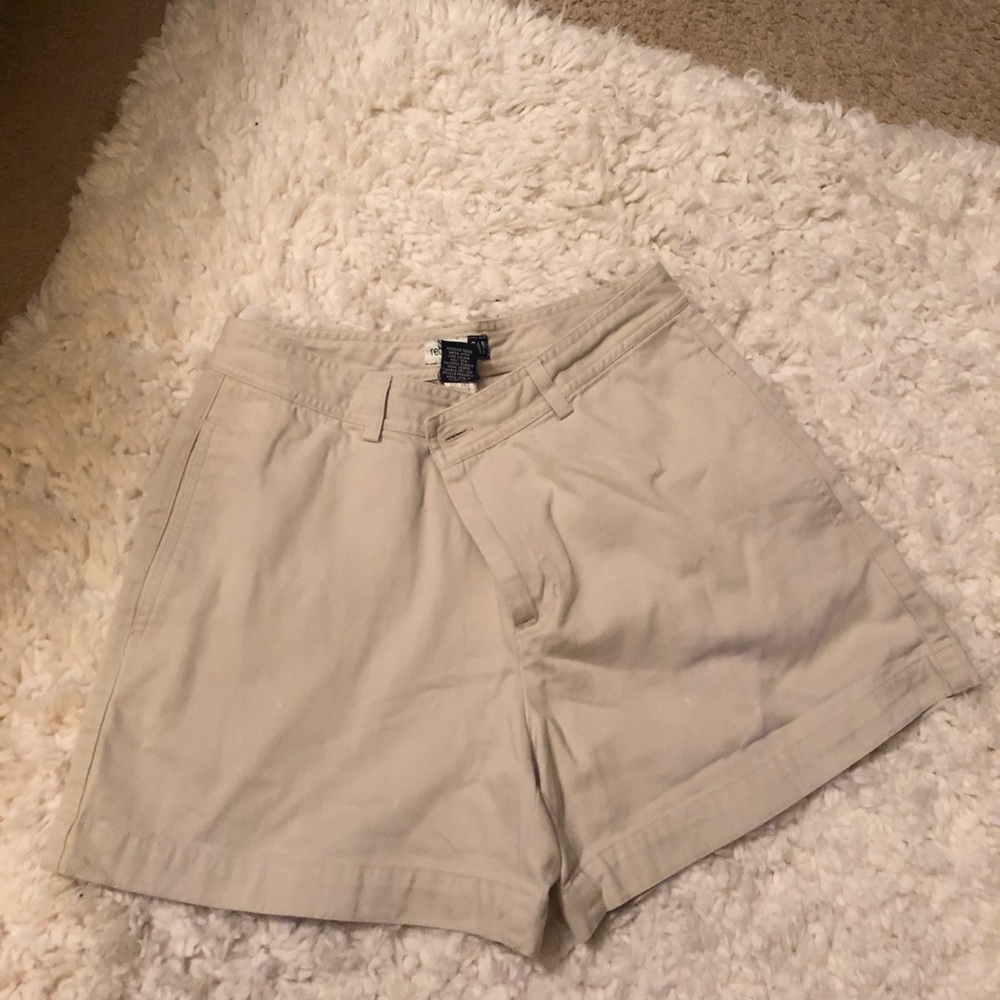 Women’s GAP shorts